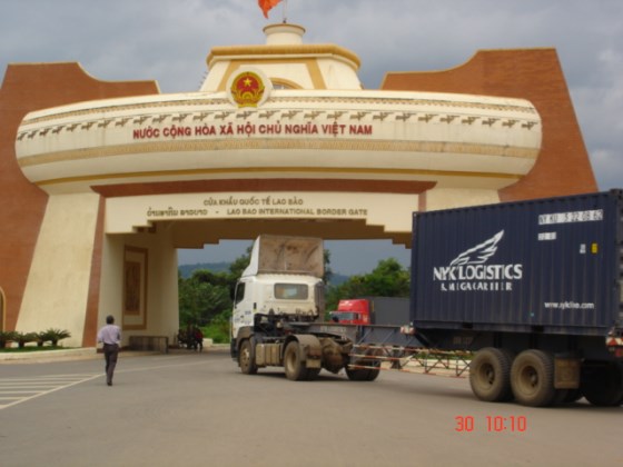 Vận tải nội địa, hàng dự án và hàng quá cảnh sang Lào